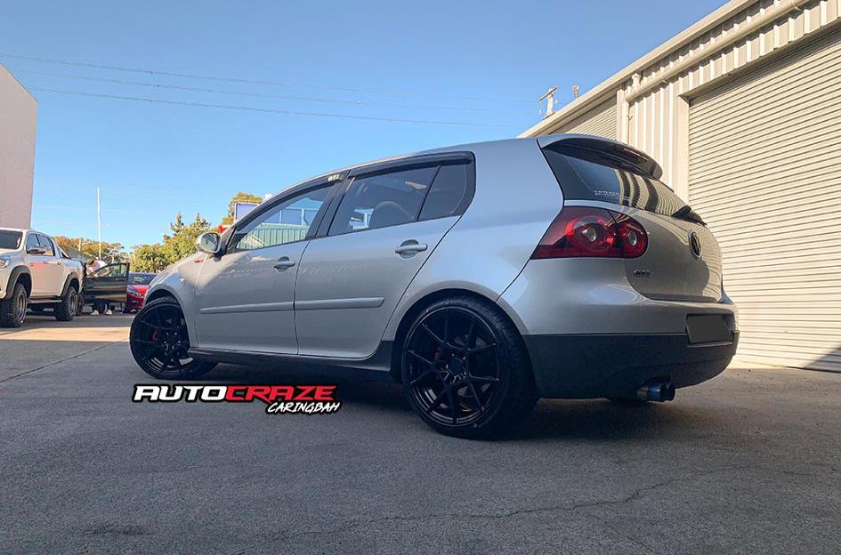VOLKSWAGEN GOLF KPS MATTE BLACK